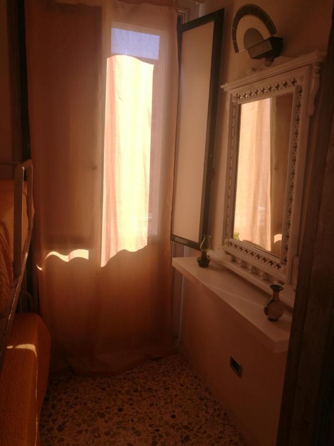 A Due Passi Dal Porto Leilighet Trapani Eksteriør bilde
